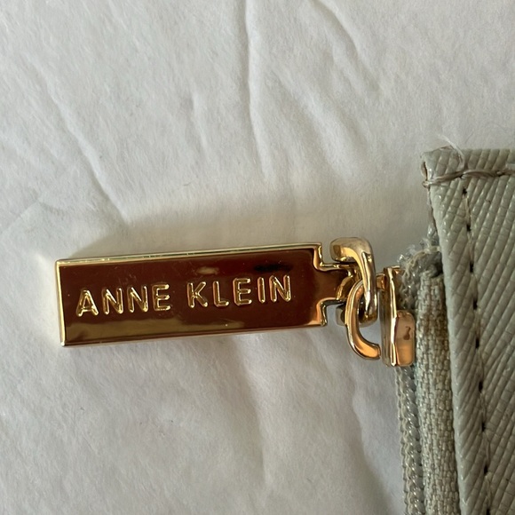 Anne Klein gray wallet - Picture 4 of 12